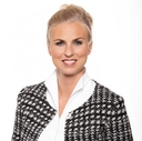 Dr. Daniela Lesmeister