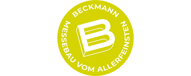 Beckmann Fair Partner GmbH Grüner Kreis mit weißem, dreidimensionalem Buchstaben 'B' in der Mitte und dem Text 'BECKMANN MESSEBAU VOM ALLERFEINSTEN' im Kreisrand.